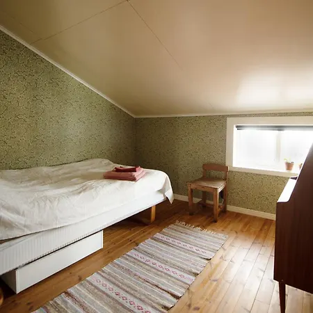 2 Bedroom Loft Appartement *